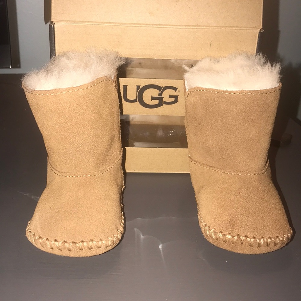 Uggs infant 0/1